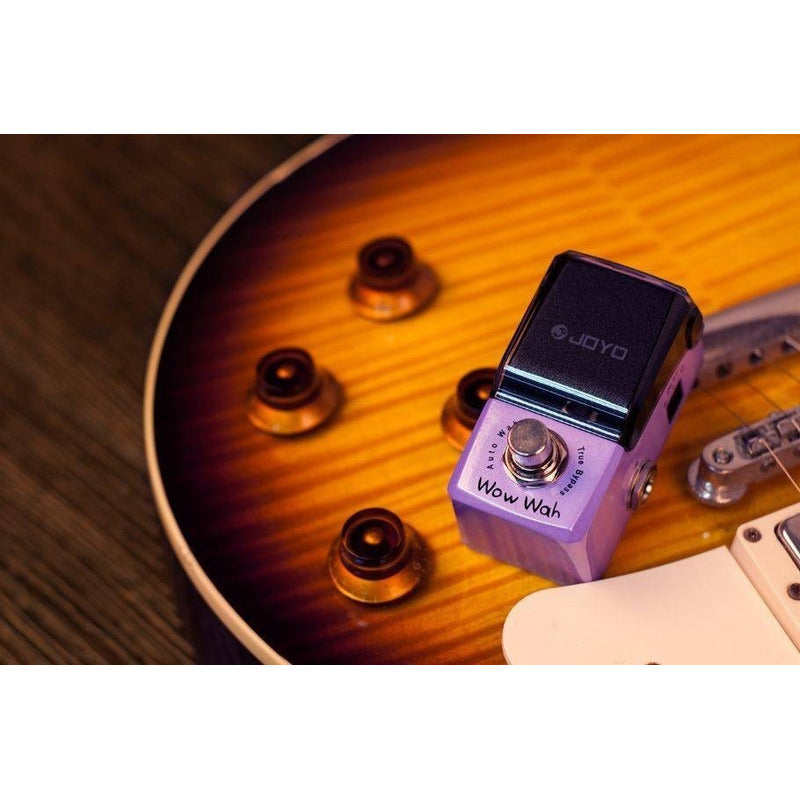 Pedal Auto Wow Wah Color Morado.