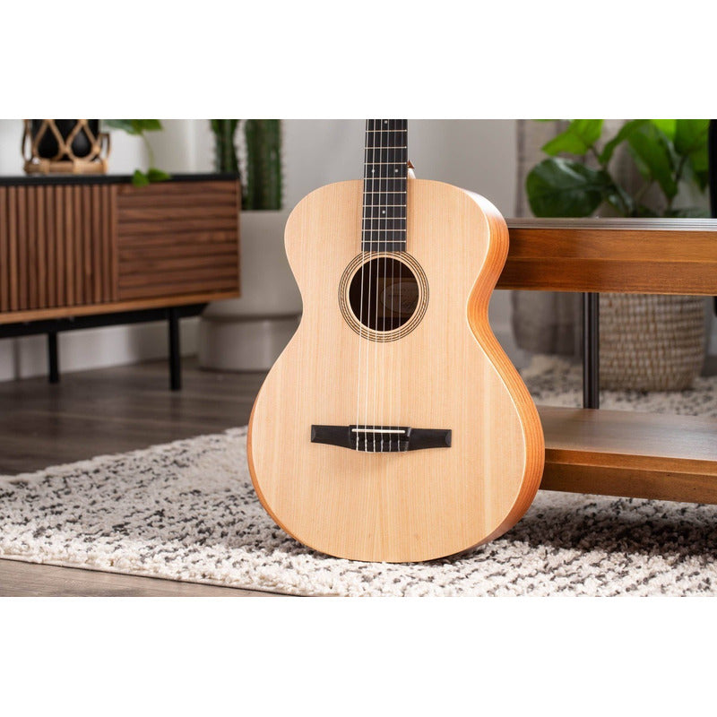 Guitarra Electroacustica Taylor Academy 12e-n, Cuerdas Nylon Diestro