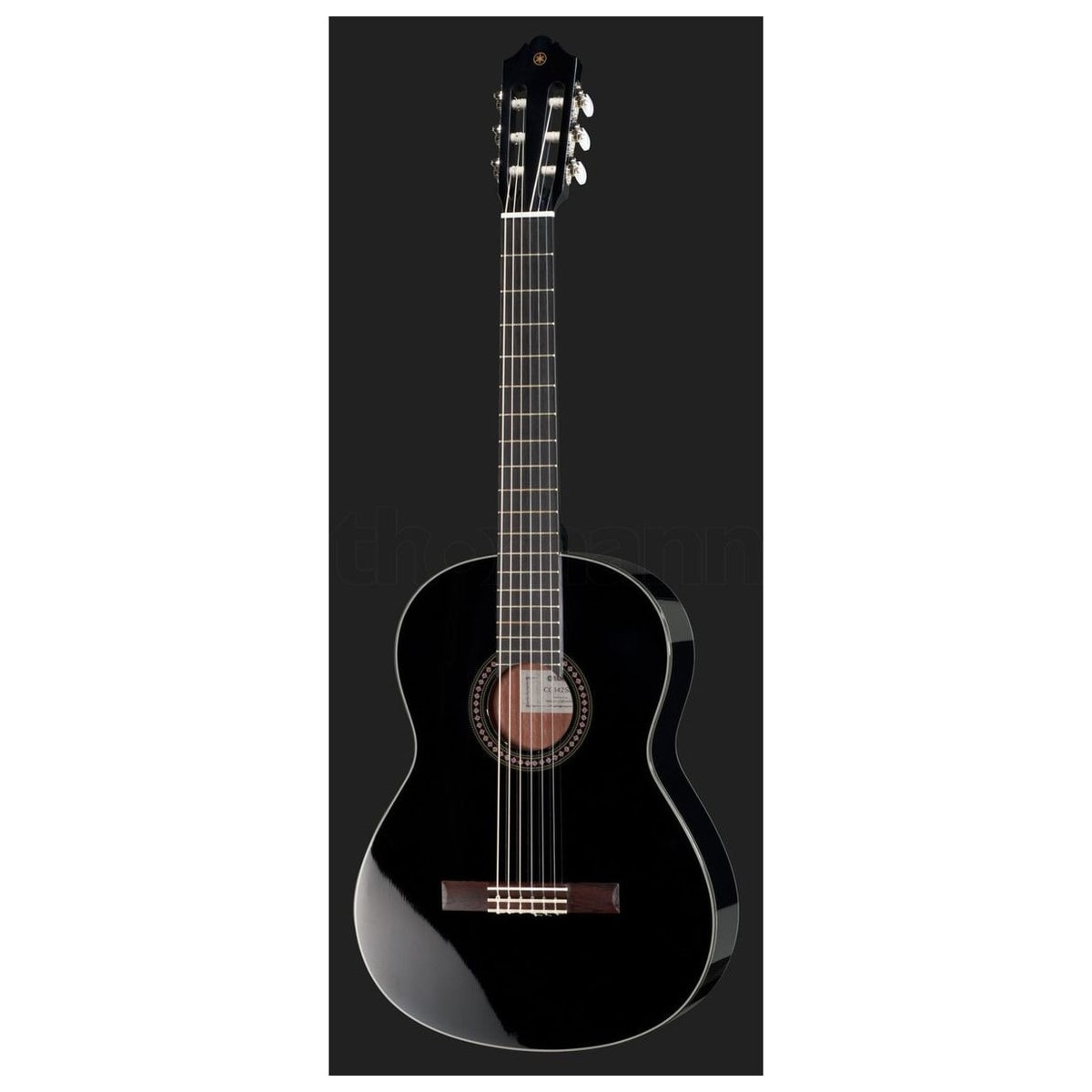 Guitarra clásica Yamaha CG142 Abeto negro vista frontal | Armonía Musical México