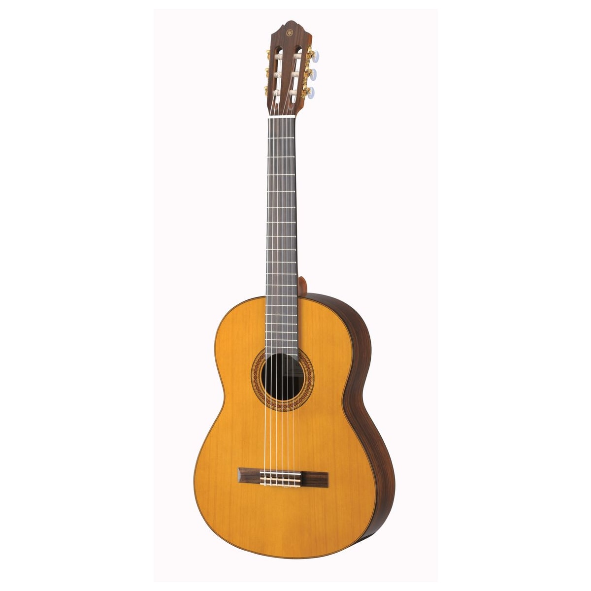 Guitarra clásica Yamaha CG182C Cedro palo de rosa vista frontal | Armonía Musical México