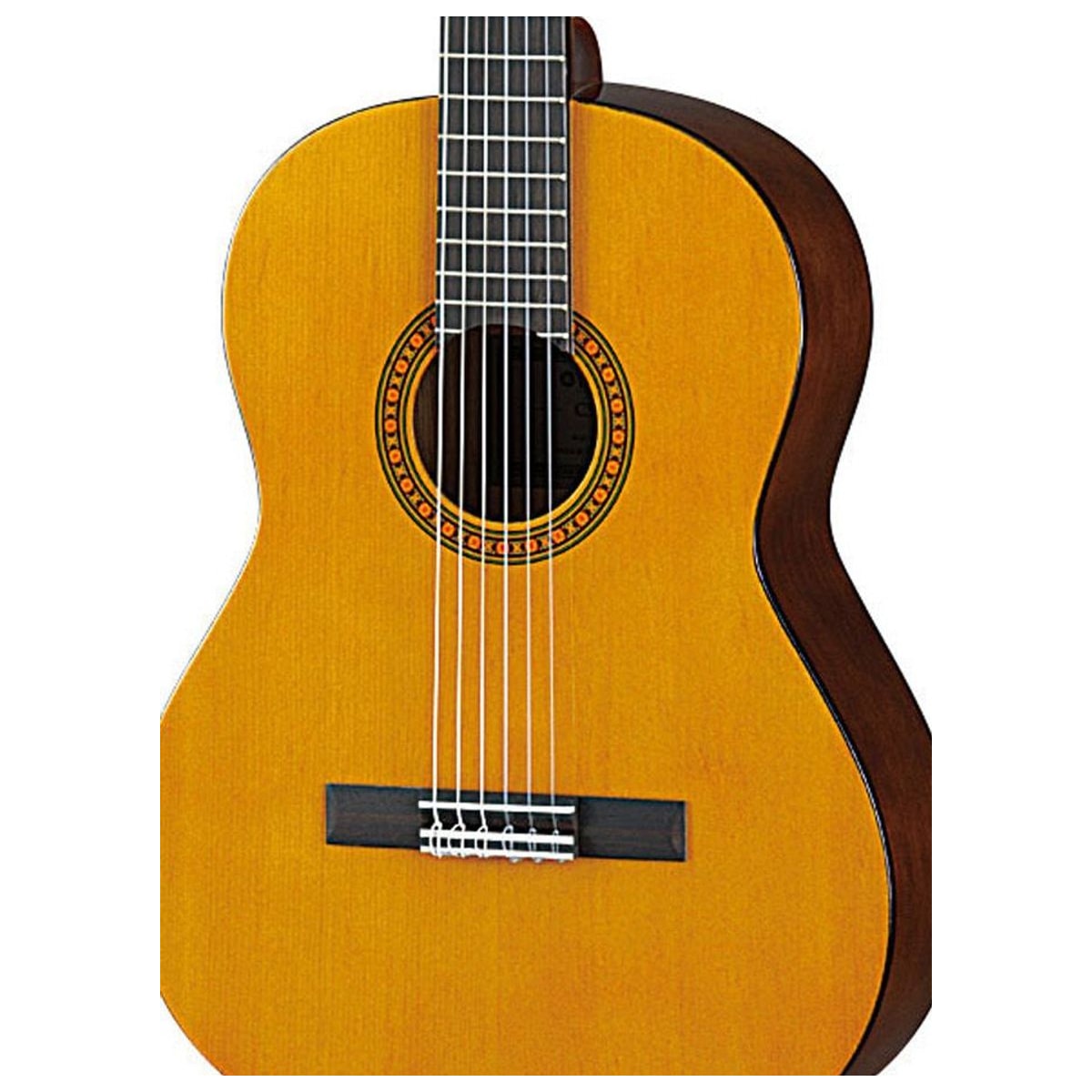 Guitarra clásica infantil Yamaha CGS103A Natural detalle cuerpo y boca | Armonía Musical México