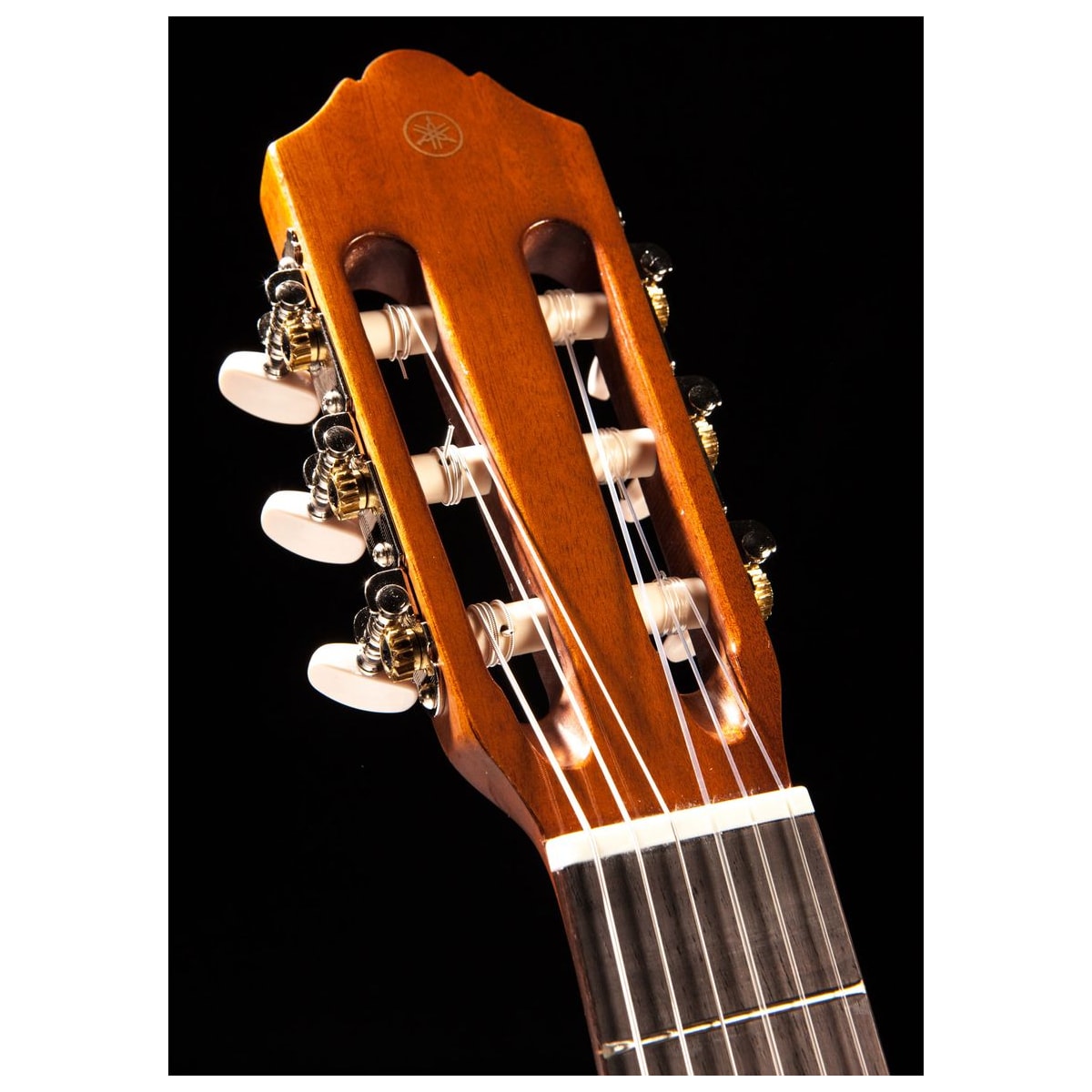 Guitarra clásica Yamaha CS40II Natural vista de conjunto | Armonía Musical México