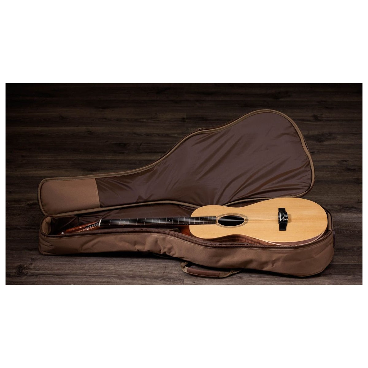 Taylor Guitars Academy 12e-N detalle tapa – Guitarras Electroacústicas | Armonía Musical México