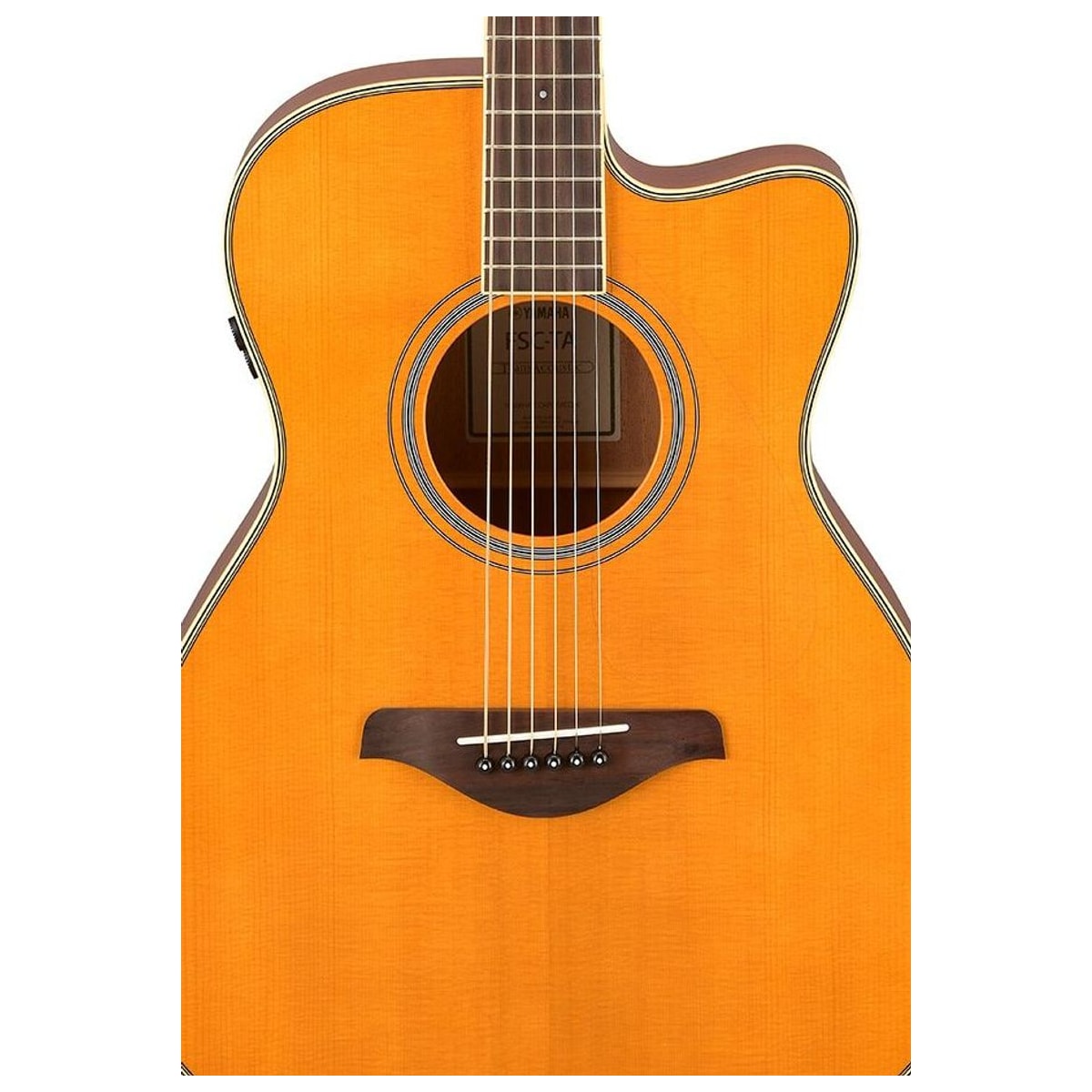 Guitarra TransAcoustic Yamaha FSC-TA cutaway Vintage Tint detalle cuerpo y preamp | Armonía Musical México