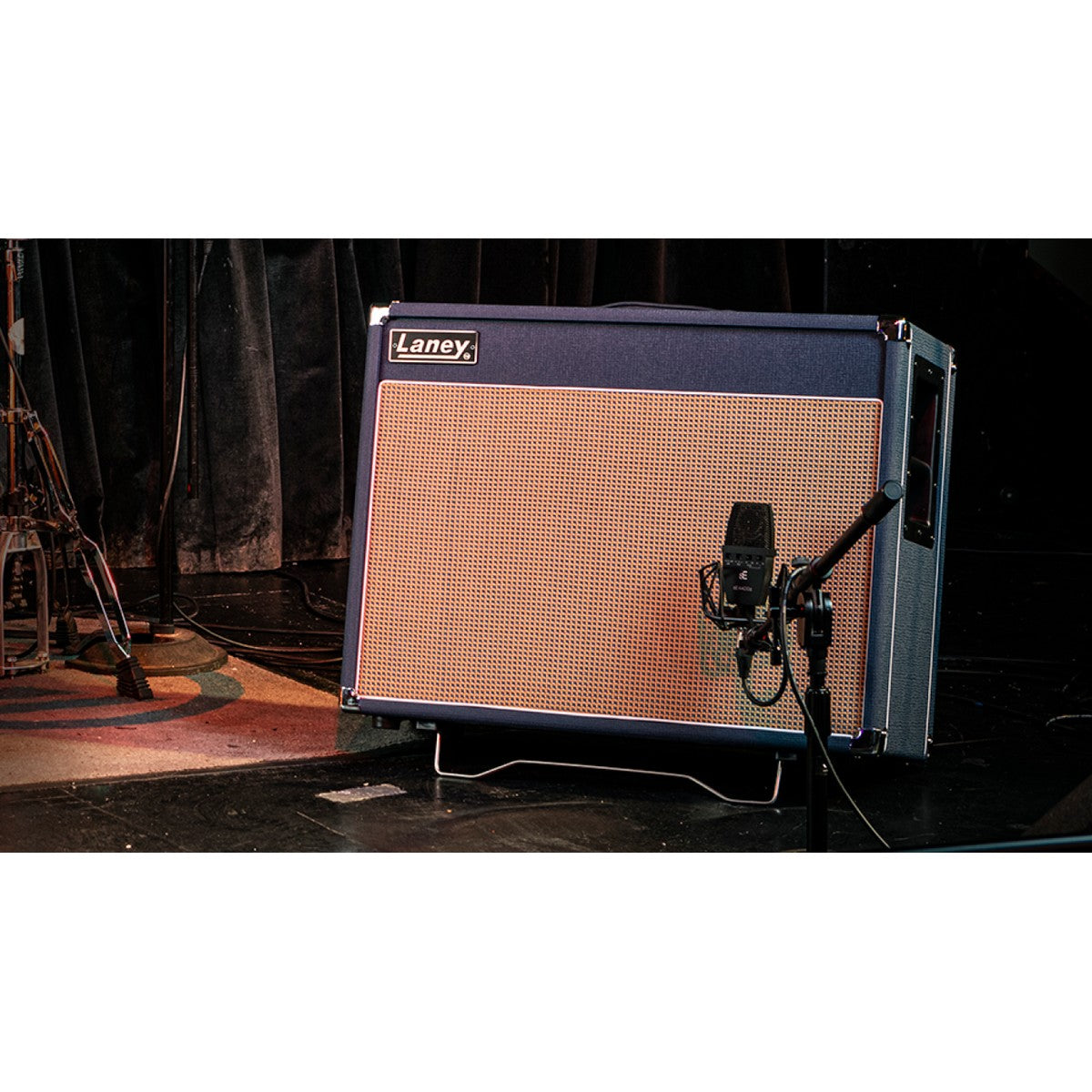 Laney L20T-212 en uso – amplificador de guitarra | Armonía Musical México