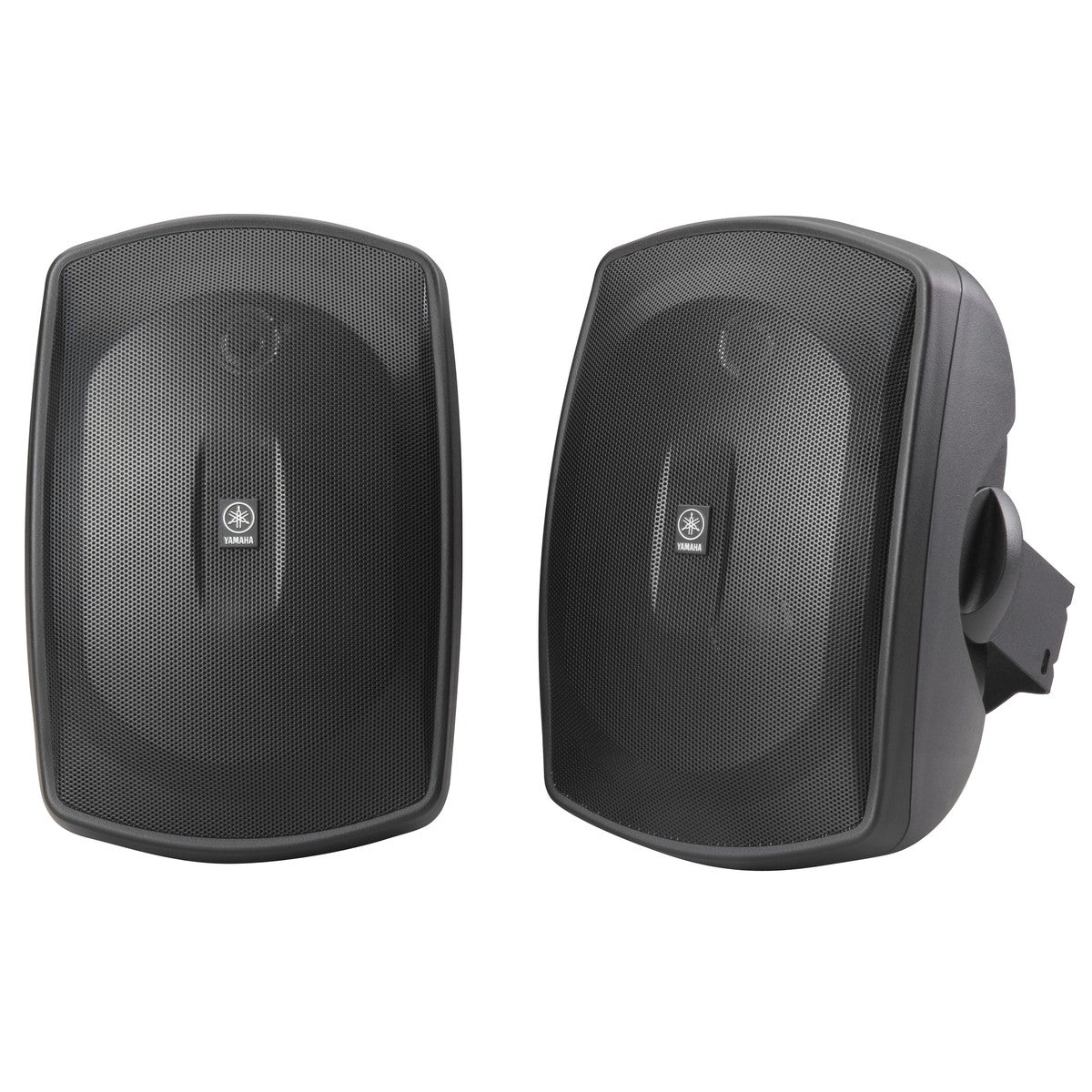 Bocinas Yamaha NS-AW190 intemperie 120W par negro vista frontal | Armonía Musical México