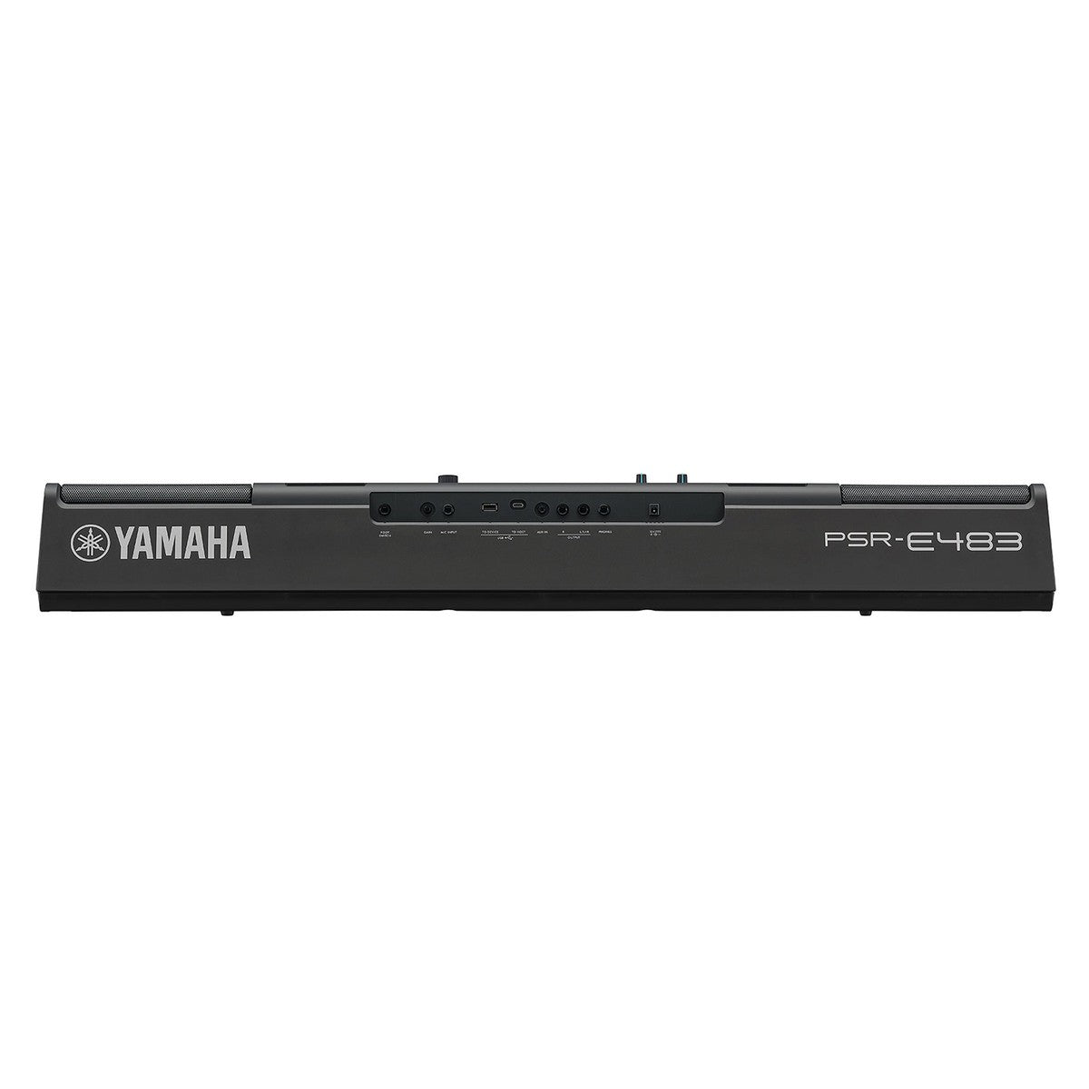 Teclado Yamaha PSR-E483 vista trasera con conexiones USB, micrófono y aux | Armonía Musical México