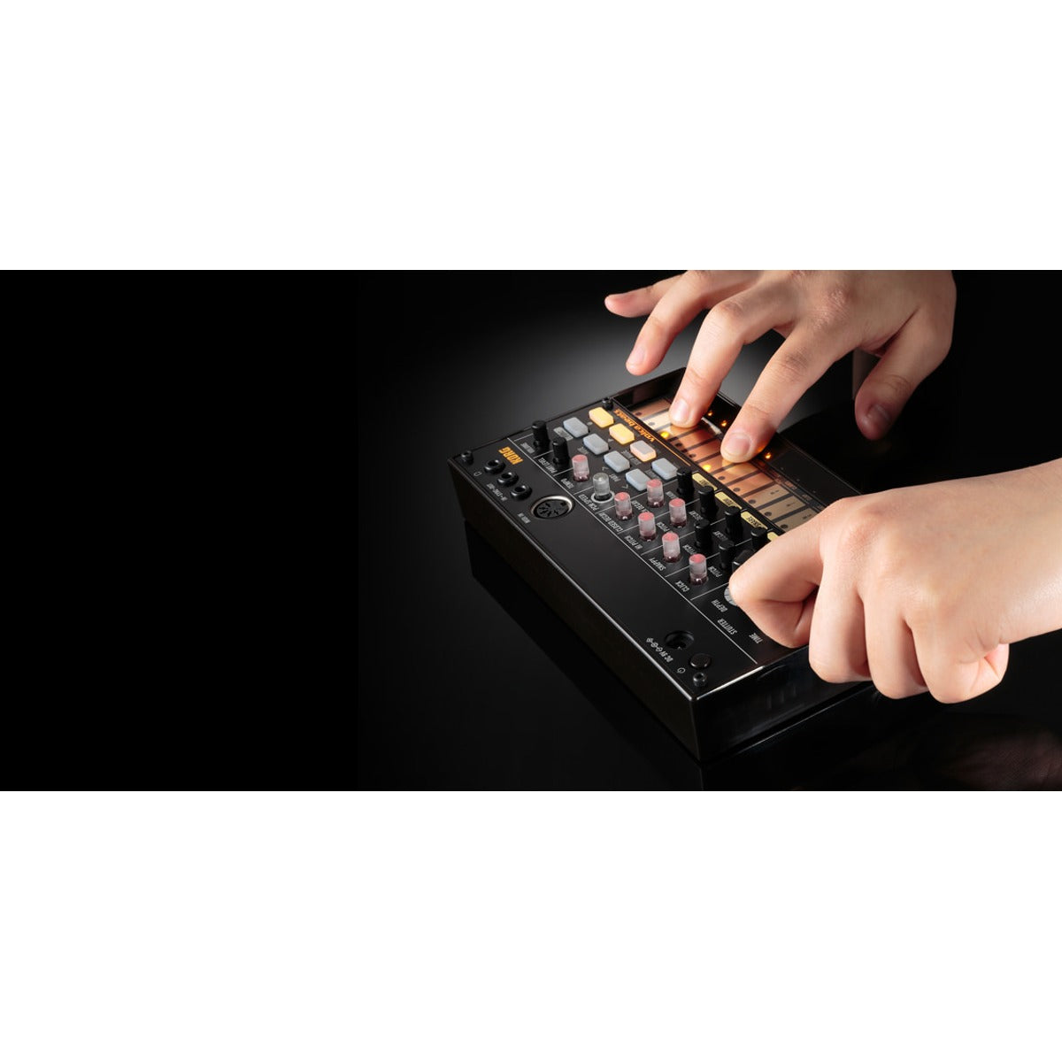 Korg volca beats detalle panel | Armonía Musical México