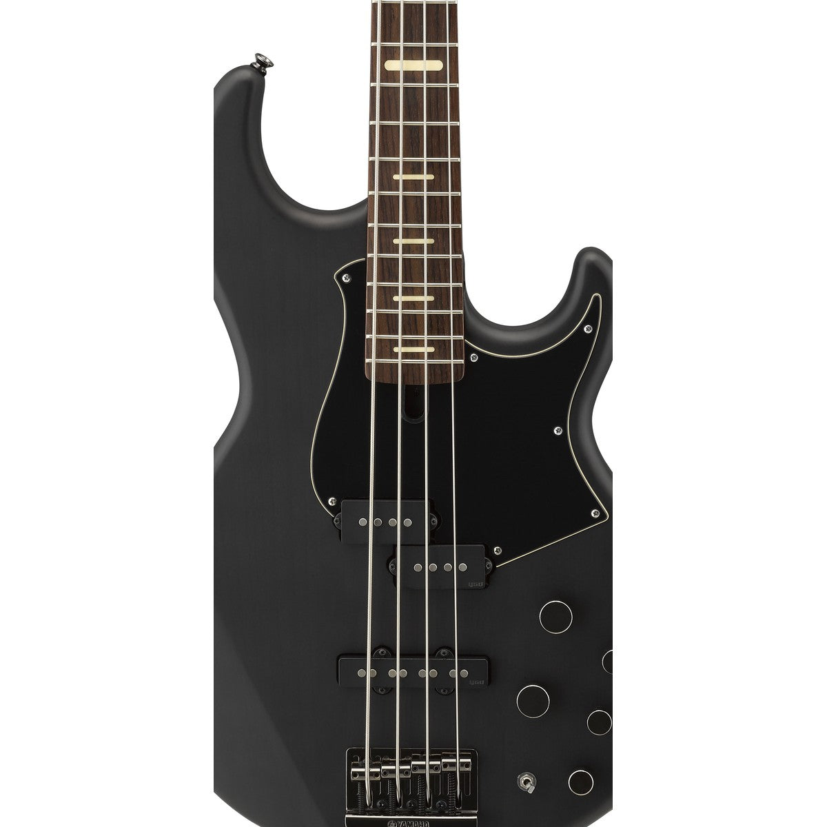 Bajo eléctrico Yamaha BB734A matte translucent black detalle cuerpo y pastillas YGD | Armonía Musical México
