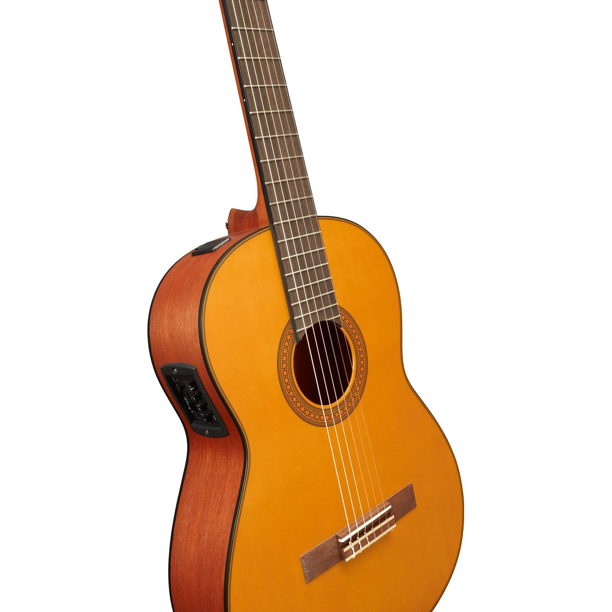 Guitarra clásica electroacústica Yamaha CGX122MS abeto vista de perfil | Armonía Musical México