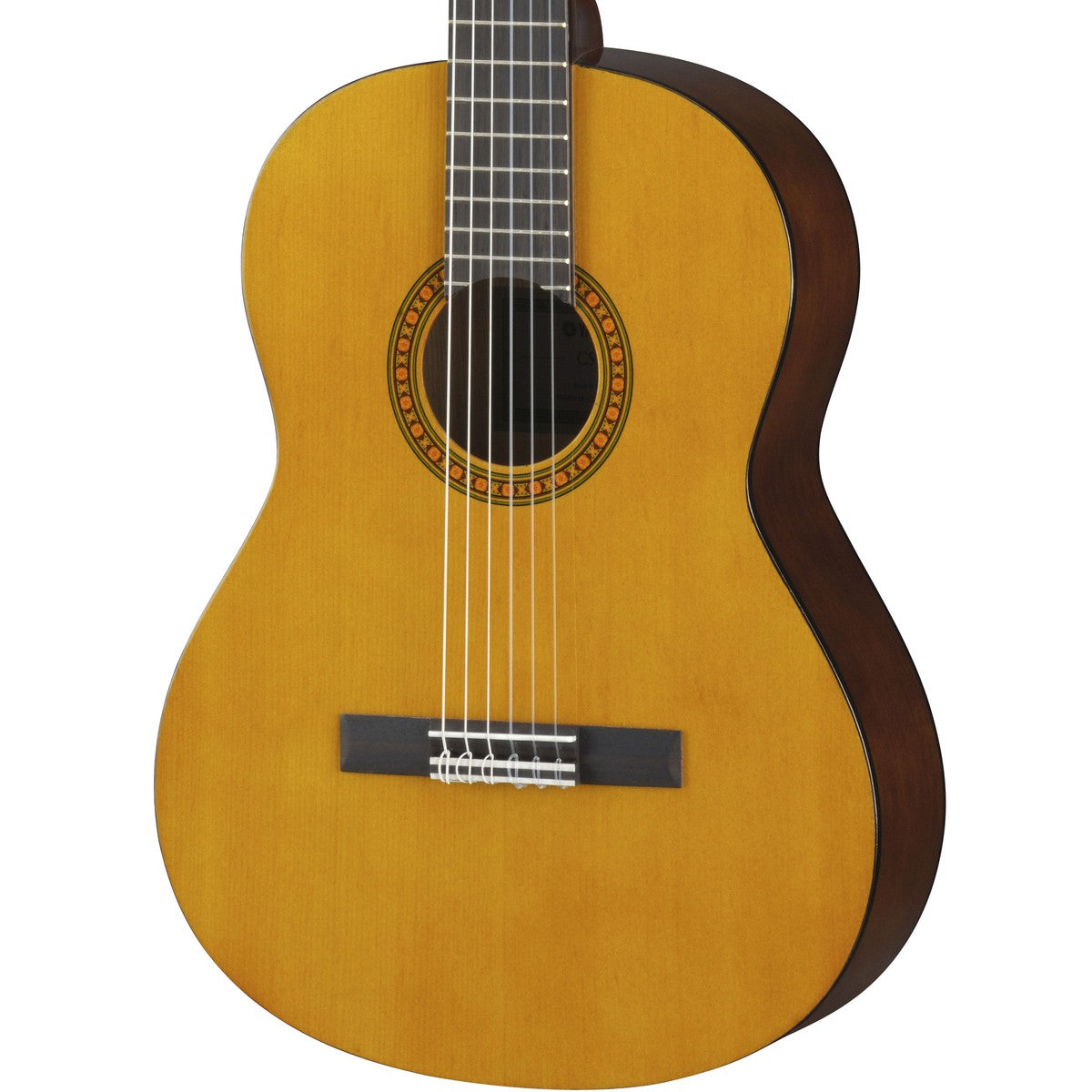 Guitarra clásica Yamaha CS40II tamaño 3/4 detalle cuerpo y boca | Armonía Musical México