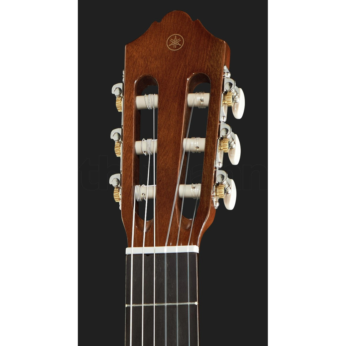 Guitarra clásica electroacústica Yamaha CX40 detalle clavijero | Armonía Musical México