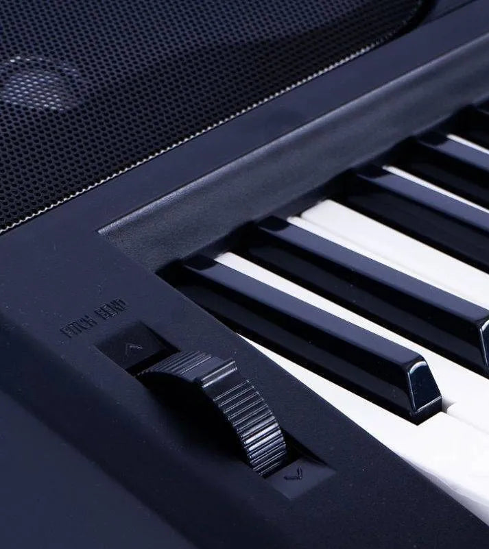 Teclado Symphonic Mp-7 Color Negro con soporte y banco